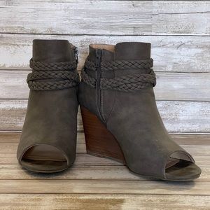 Est. 1946 ankle booties
